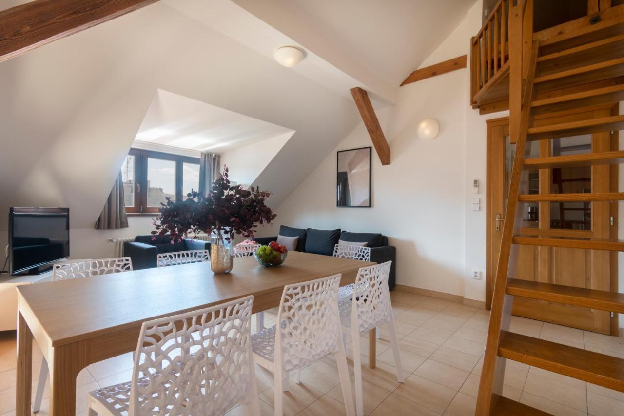 Bohemian Dreams Apartments And Suites By Dwellfort Πράγα Εξωτερικό φωτογραφία
