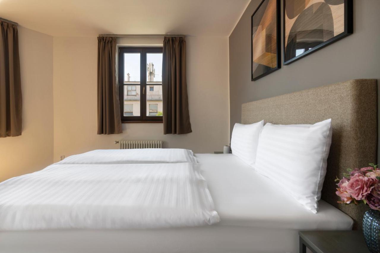 Bohemian Dreams Apartments And Suites By Dwellfort Πράγα Εξωτερικό φωτογραφία