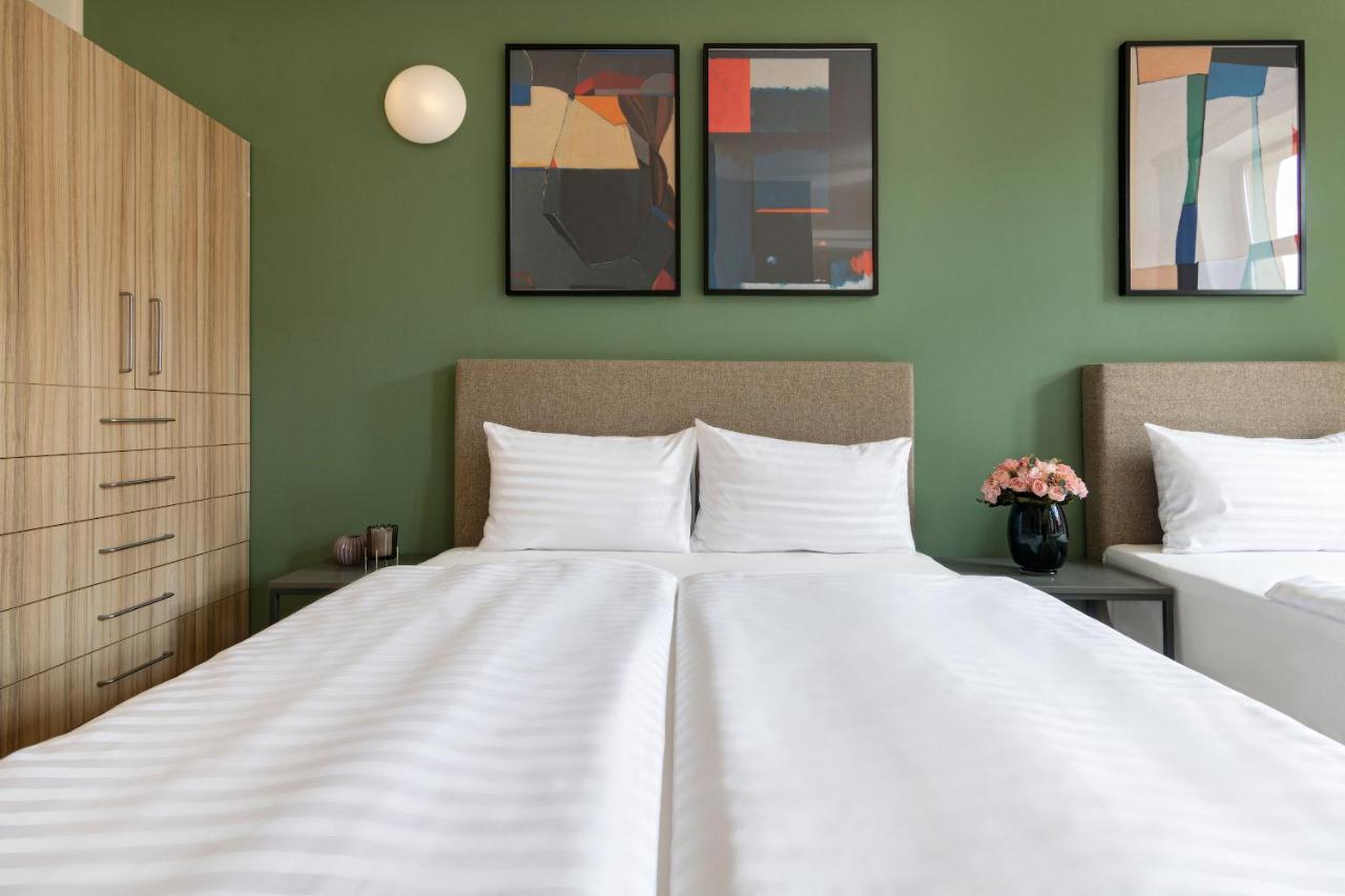 Bohemian Dreams Apartments And Suites By Dwellfort Πράγα Εξωτερικό φωτογραφία