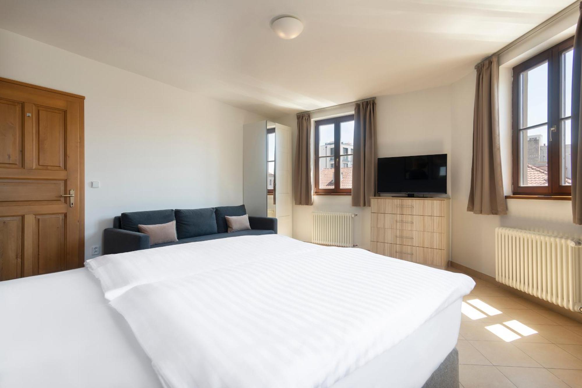 Bohemian Dreams Apartments And Suites By Dwellfort Πράγα Δωμάτιο φωτογραφία